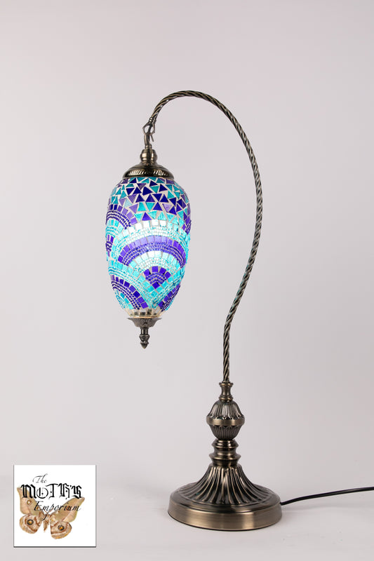 Egg Swan Neck Mosaic Table Lamp (Light/Dark Blue)