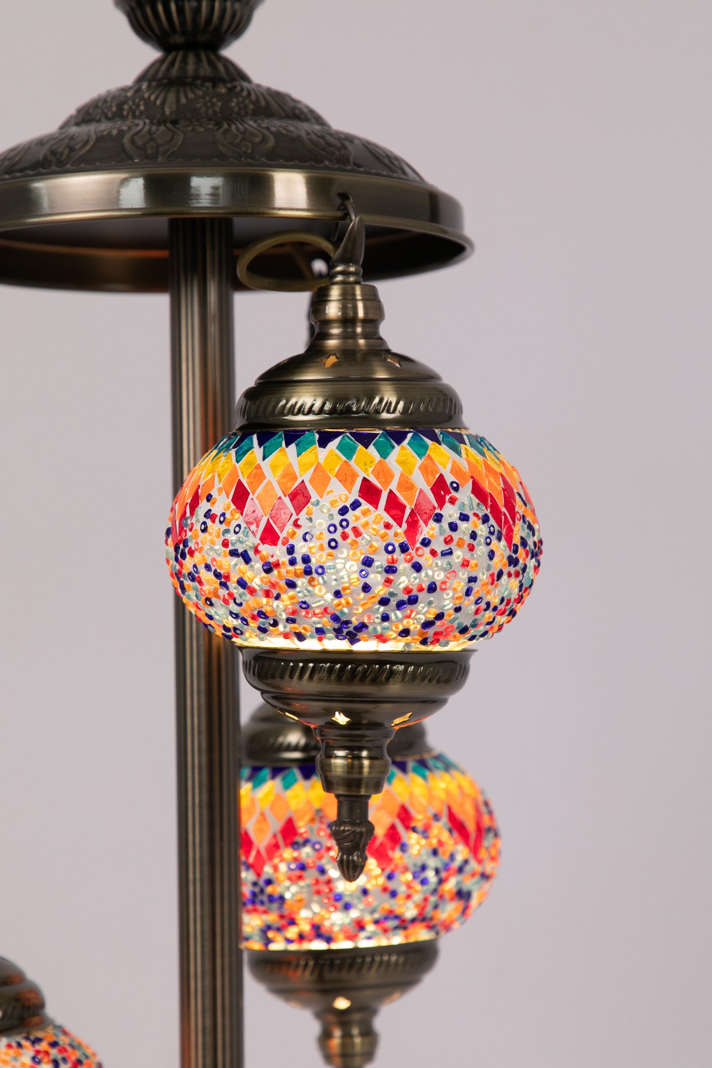 3 Globe Moroccan Table Lamp (Flames)